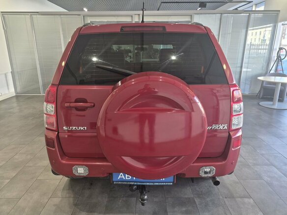 2010 Suzuki Grand Vitara II Рестайлинг, красный - вид 4