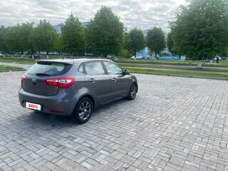 2013 Kia Rio III, серый, 650000 рублей, вид 4