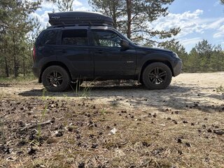 2017 Chevrolet Niva I Рестайлинг, чёрный, 780000 рублей, вид 5