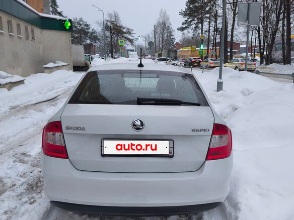 2016 Skoda Rapid I, белый, 900000 рублей - вид 6