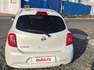 2017 Nissan March IV (K13) Рестайлинг, белый, 700000 рублей, вид 3