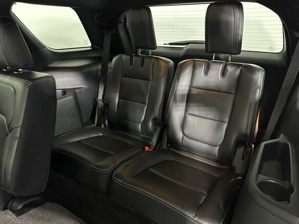 2016 Ford Explorer V Рестайлинг, белый - вид 18