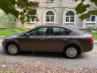 2015 Skoda Octavia III (A7), коричневый, 900000 рублей, вид 4