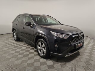 2021 Toyota RAV4 V (XA50), чёрный, 3275000 рублей, вид 3