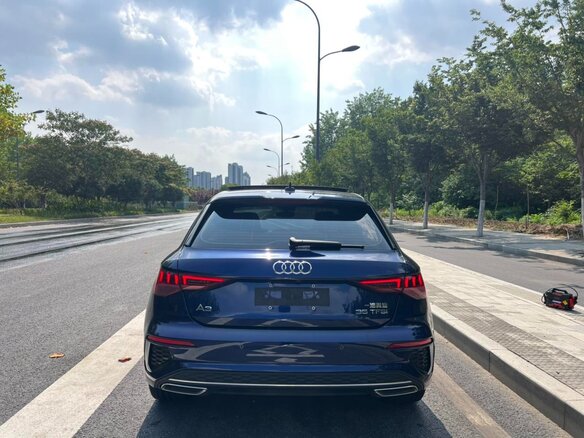 2023 Audi A3 35 TFSI IV (8Y), синий - вид 2