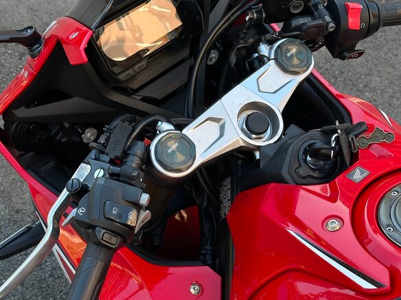 2020 Honda CBR 650R, красный, 790000 рублей - вид 6
