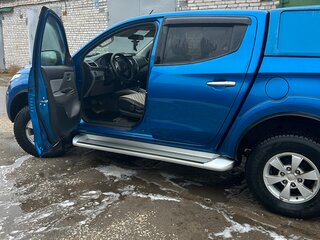 2017 Mitsubishi L200 V, синий, 3500000 рублей, вид 4
