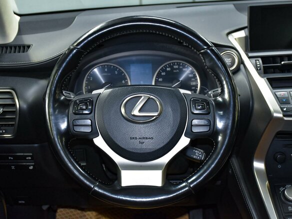 2016 Lexus NX 200 I, красный - вид 14