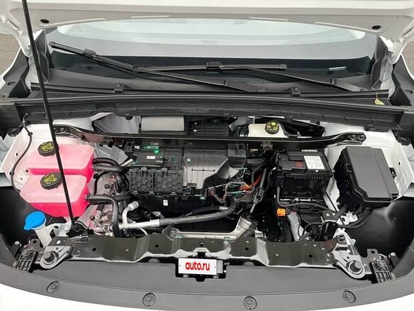 2026 MG 5 EV Standard Range I Рестайлинг, белый, 1580000 рублей - вид 12