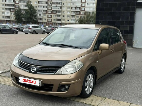 2007 Nissan Tiida I, золотистый