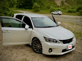 2012 Lexus CT 200h I, белый, 1350000 рублей, вид 2