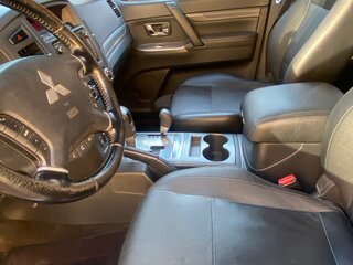 2013 Mitsubishi Pajero IV Рестайлинг 1, белый, 2150000 рублей, вид 5