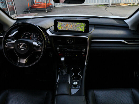 2020 Lexus RX 300 IV Рестайлинг, белый, 3719000 рублей - вид 8