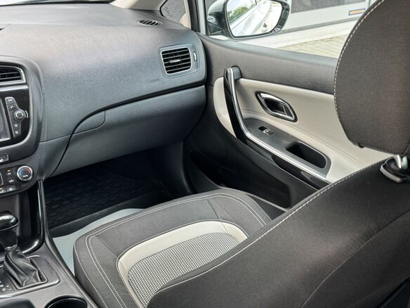 2018 Kia Ceed II Рестайлинг, серебристый - вид 16