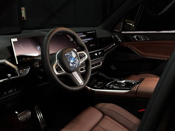 2026 BMW X5 40i IV (G05/G18) Рестайлинг, синий, 15500000 рублей - вид 5