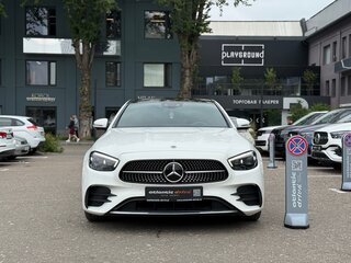 2023 Mercedes-Benz E-Класс 350 V (W213, S213, C238) Рестайлинг, белый, 5390000 рублей, вид 2
