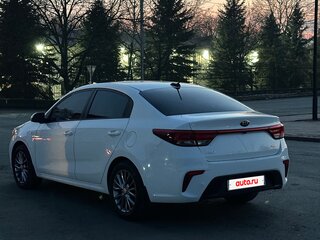 2017 Kia Rio IV, белый, 1280000 рублей, вид 3