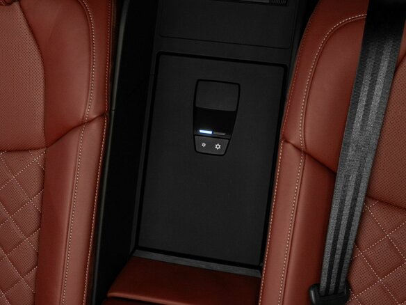 2022 Audi S8 IV (D5) Рестайлинг, чёрный, 11440000 рублей - вид 30