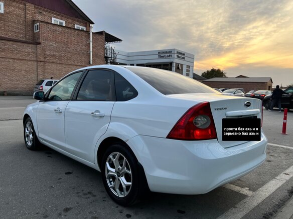 2011 Ford Focus II Рестайлинг, белый, 590000 рублей - вид 4