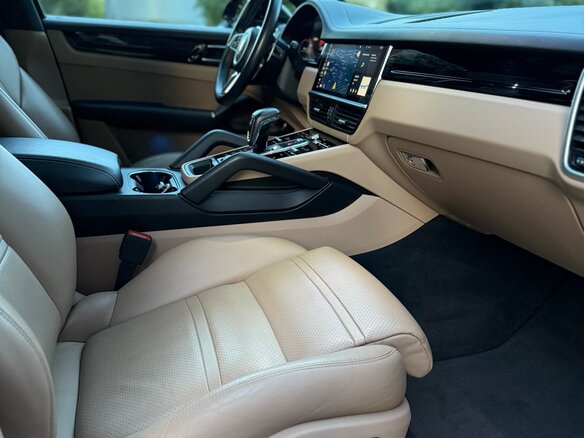 2020 Porsche Cayenne III, коричневый - вид 14