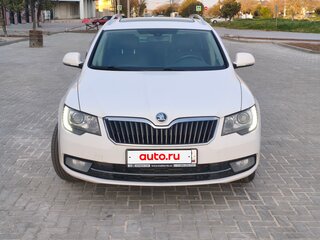 2013 Skoda Superb II Рестайлинг, белый, 1350000 рублей, вид 3