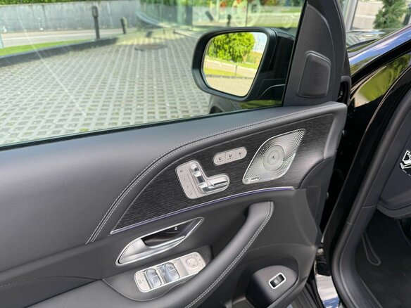 2025 Mercedes-Benz GLE 450 II (V167) Рестайлинг, чёрный, 16390000 рублей - вид 10