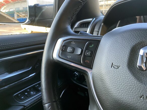 2018 Ram 1500 Crew Cab eTorque V, белый, 4599000 рублей - вид 24