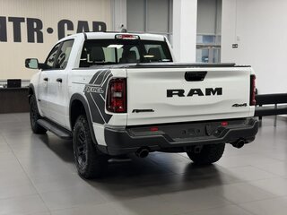 2025 Ram 1500 Crew Cab V Рестайлинг, белый, 8990000 рублей, вид 2