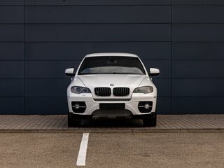 2010 BMW X6 50i 8-speed I (E71), белый, 1595000 рублей, вид 2