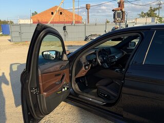 2019 BMW 5 серии 530d xDrive VII (G30/G31/G38), чёрный, 5600000 рублей, вид 4