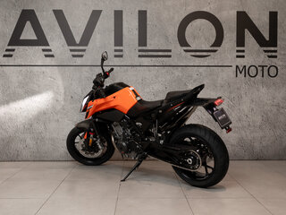 2026 KTM 790 Duke, оранжевый, 1150000 рублей, вид 5