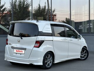 2012 Honda Freed I Рестайлинг, белый, 979000 рублей, вид 5
