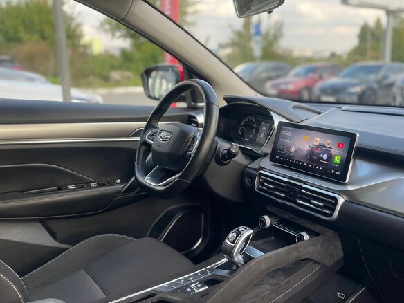 2020 Geely Coolray I, красный - вид 16