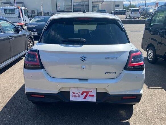 2023 Suzuki Swift VI, белый, 1100700 рублей - вид 5