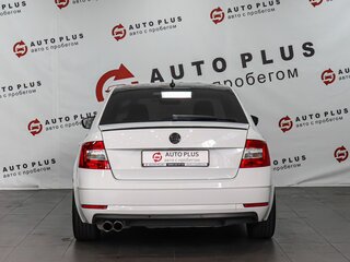 2020 Skoda Octavia III (A7) Рестайлинг, белый, 1859000 рублей, вид 4