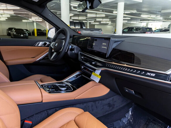 2026 BMW X6 40i III (G06) Рестайлинг, серебристый - вид 16