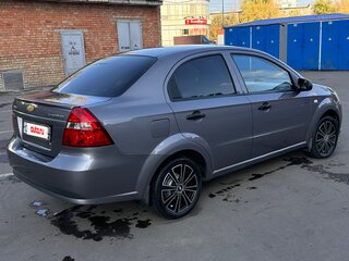 2010 Chevrolet Aveo I Рестайлинг, серый, 645000 рублей, вид 4