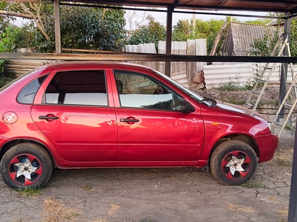 2006 Lada (ВАЗ) Kalina I, красный, 255000 рублей - вид 1