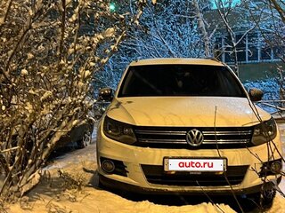 2013 Volkswagen Tiguan I Рестайлинг, белый, 1540000 рублей, вид 3