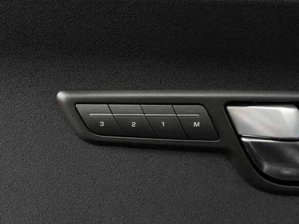 2011 Land Rover Range Rover Evoque 6-speed I, белый - вид 18