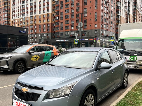 2012 Chevrolet Cruze I, серый, 690000 рублей