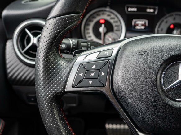 2015 Mercedes-Benz A-Класс 180 III (W176), голубой, 1445000 рублей - вид 17