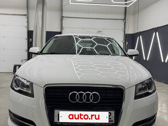 2013 Audi A3 II (8P) Рестайлинг 2, белый, 1250000 рублей