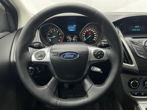 2013 Ford Focus III, белый, 830000 рублей - вид 21