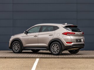 2016 Hyundai Tucson III, бежевый, 1895000 рублей, вид 4