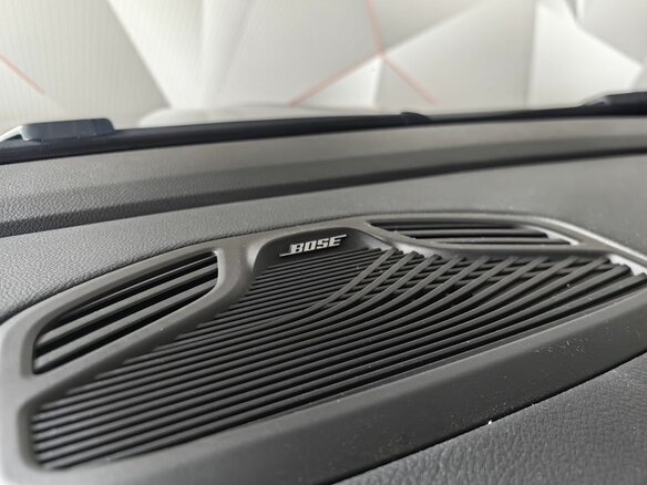 2026 Geely Monjaro I Рестайлинг, серый - вид 22