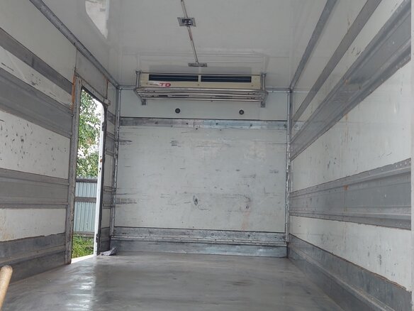 1998 Isuzu Elf (N-series), белый, 900000 рублей - вид 17
