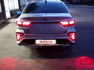 2018 Kia Rio IV, серебристый, 1230000 рублей, вид 3
