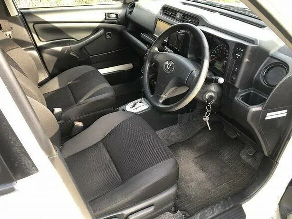 2023 Toyota Probox I Рестайлинг, белый, 1159000 рублей - вид 10
