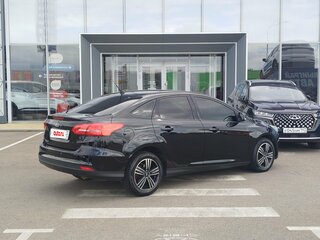 2016 Ford Focus III Рестайлинг, чёрный, 960000 рублей, вид 4